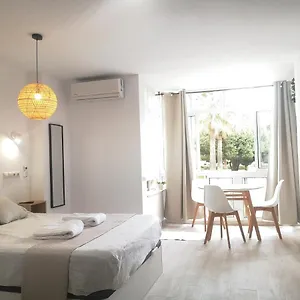 cosy-beach-suite-agata.es-andalucia.com/